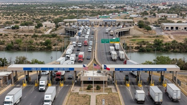 Laredo–Nuevo Laredo World Trade Bridge international crossing